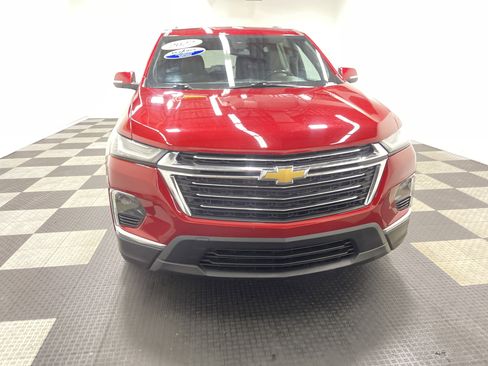 Used 2022 Chevrolet Traverse LT FWD image 7