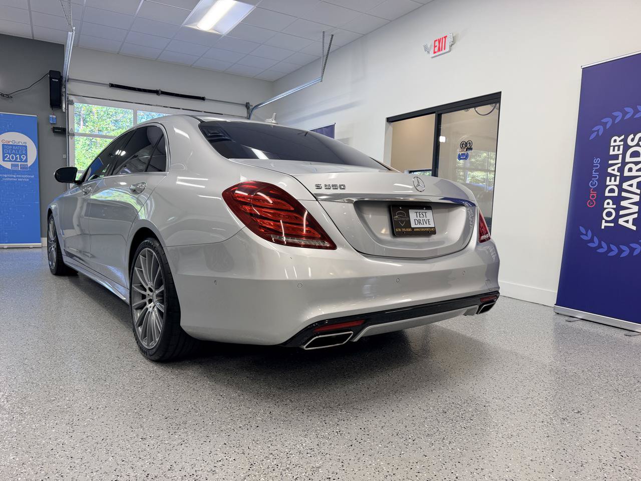 Used 2015 Mercedes-Benz S 550 Sedan image 9