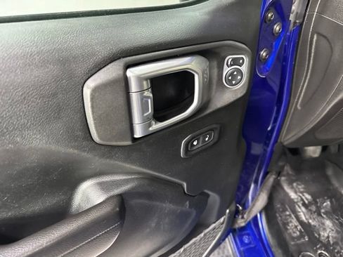 Used 2019 Jeep Wrangler Unlimited Sport S AWD/4WD image 8
