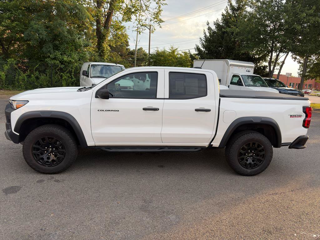 Used 2023 Chevrolet Colorado Trail Boss w/ Advanced Trailering Package AWD/4WD image 4