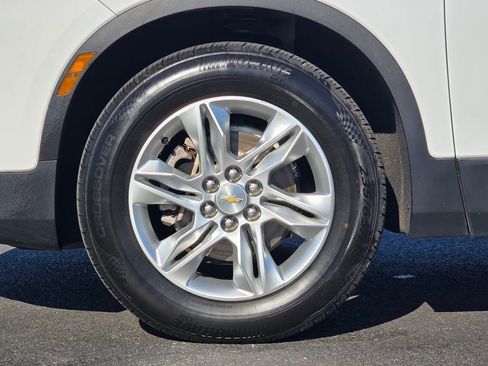Used 2020 Chevrolet Blazer LT FWD image 9