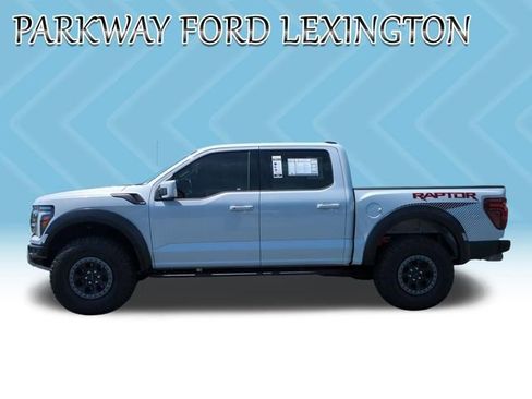 Used 2025 Ford F150 Raptor AWD/4WD image 8