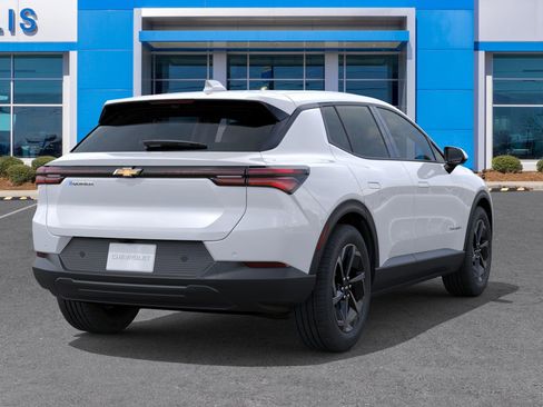 New 2026 Chevrolet Equinox EV LT image 40
