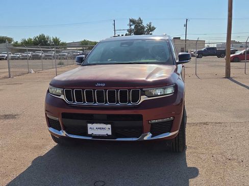 Used 2023 Jeep Grand Cherokee L Limited RWD image 3