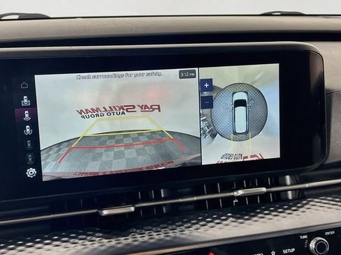 Used 2023 Kia Carnival SX Prestige FWD image 19