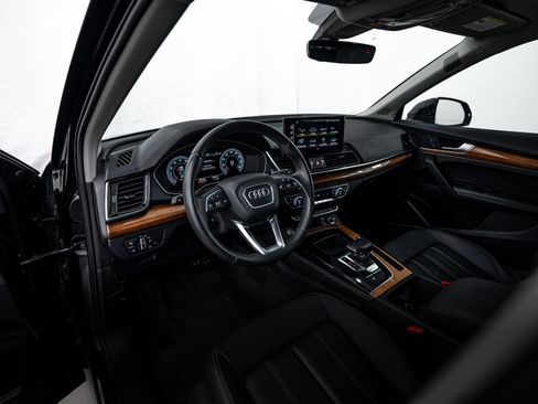 Certified 2023 Audi Q5 2.0T Premium Plus w/ Premium Plus Package image 10