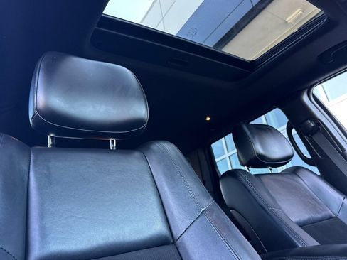 Used 2020 Jeep Grand Cherokee Altitude AWD/4WD image 17