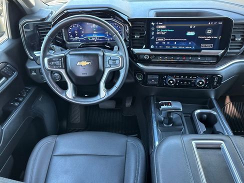 Used 2022 Chevrolet Silverado 1500 LTZ image 26