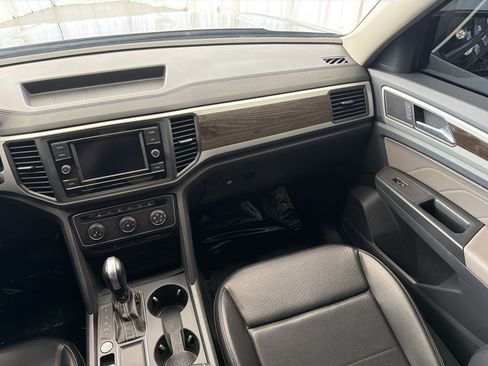Used 2022 Volkswagen Atlas SE FWD image 29