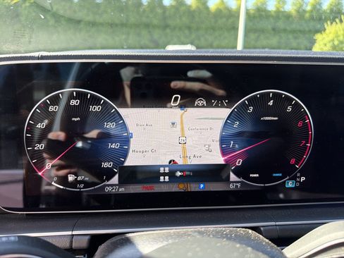 Certified 2025 Mercedes-Benz GLS 450 4MATIC image 21