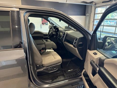 Used 2015 Ford F150 XLT w/ Equipment Group 302A Luxury AWD/4WD image 12
