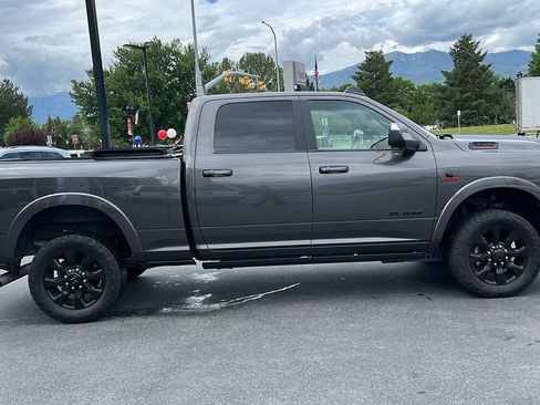 Used 2022 RAM 3500 Limited AWD/4WD image 4