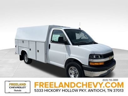 New 2025 Chevrolet Express 3500 w/ Power Convenience Package