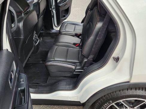 Used 2018 Ford Explorer Sport w/ Equipment Group 401A AWD/4WD image 32