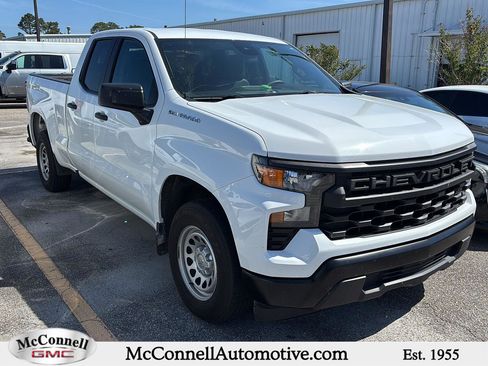 Used 2025 Chevrolet Silverado 1500 RST image 1