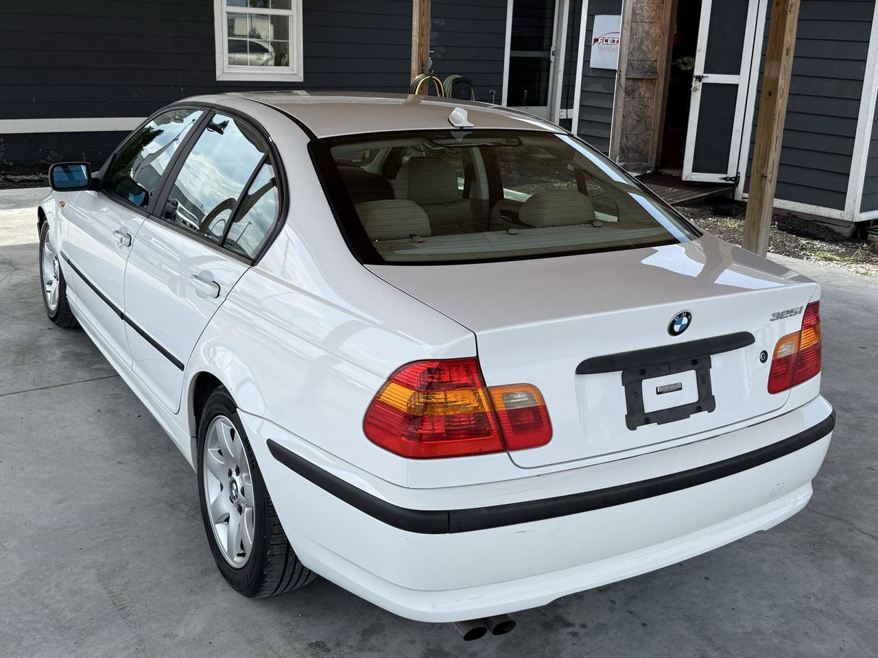 Used 2003 BMW 325i Sedan RWD image 15