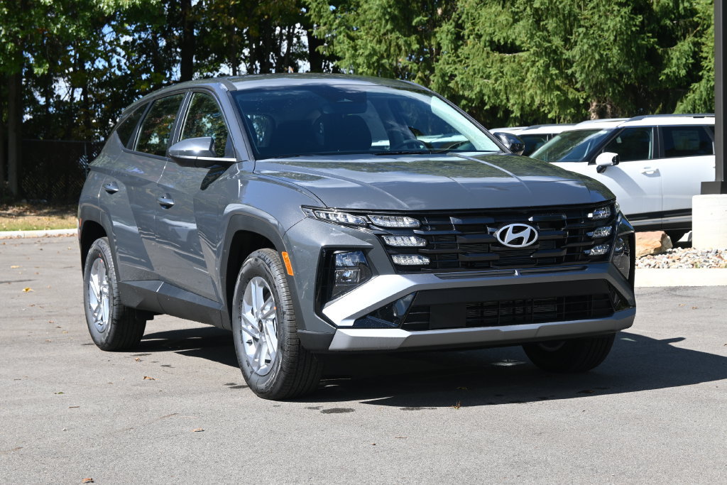 New 2026 Hyundai Tucson SE AWD/4WD image 1