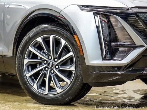 New 2025 Cadillac Lyriq Sport w/ LPO, Floor Liner Package image 3