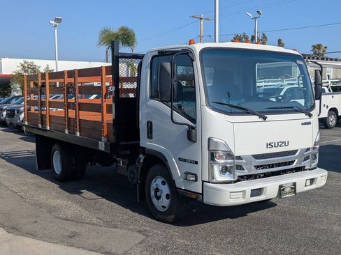 New 2025 Isuzu NPR RWD image 4