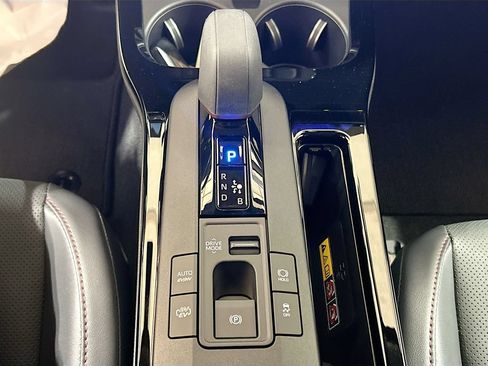 New 2026 Toyota Prius Plug-In Hybrid FWD image 15