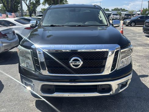 Used 2017 Nissan Titan SL RWD image 4