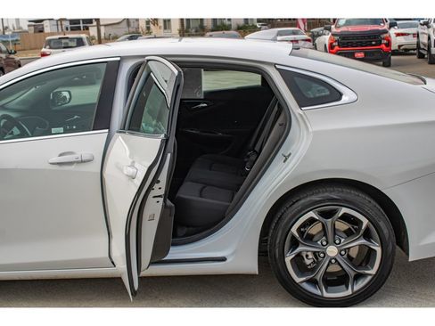 Used 2023 Chevrolet Malibu LT FWD image 15