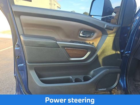 Used 2017 Nissan Titan Platinum Reserve AWD/4WD image 15
