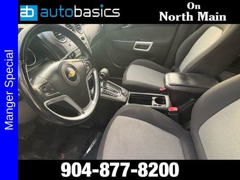 Used 2014 Chevrolet Captiva Sport LT FWD image 23