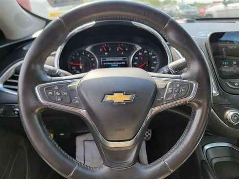 Used 2017 Chevrolet Malibu LT w/ Driver Confidence Package image 23