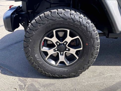 Used 2021 Jeep Wrangler Unlimited Rubicon AWD/4WD image 11