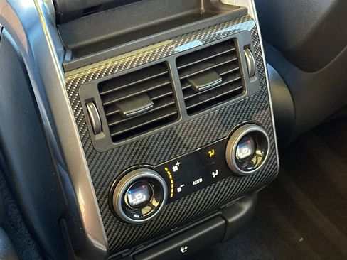 Used 2022 Land Rover Range Rover Sport SVR image 15