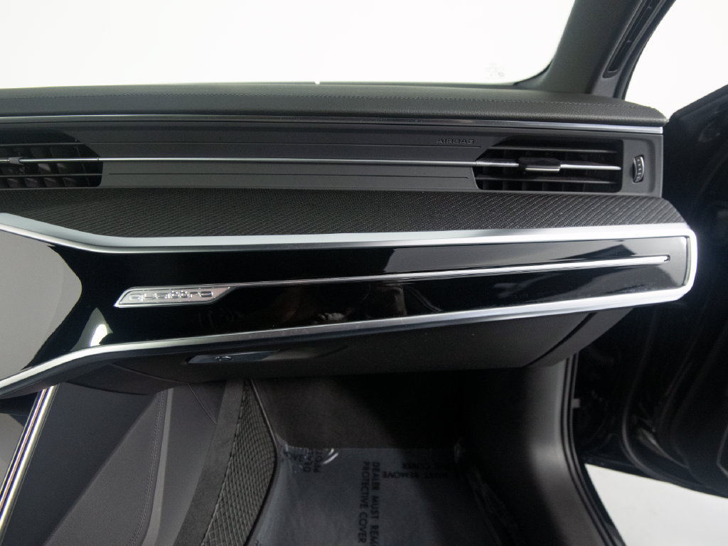 Used 2025 Audi RS 6 performance AWD/4WD image 36