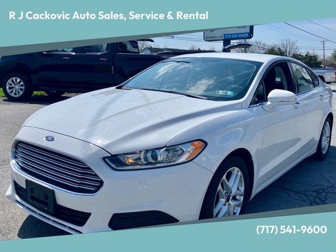 Used 2016 Ford Fusion SE FWD image 1