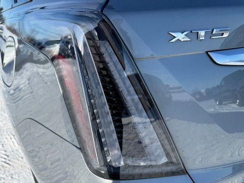 Certified 2024 Cadillac XT5 Sportv w/ Technology Package image 10