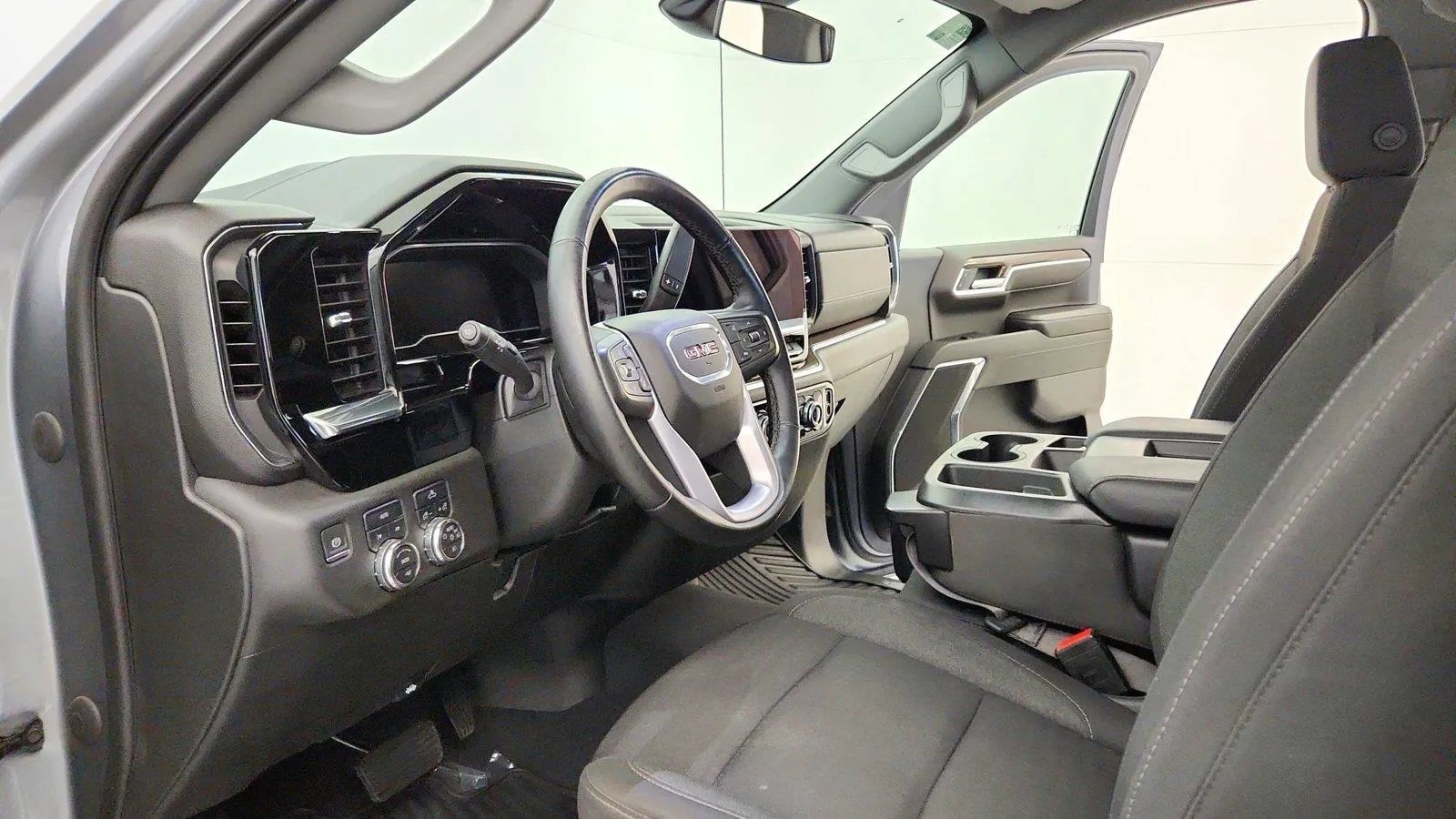 Used 2023 GMC Sierra 1500 Elevation AWD/4WD image 14
