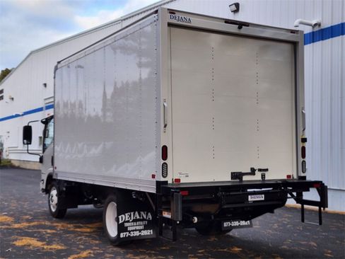 New 2025 Chevrolet Low Cab Forward 5500XG image 3