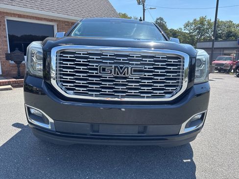 Used 2019 GMC Yukon Denali w/ Denali Ultimate Package AWD/4WD image 6