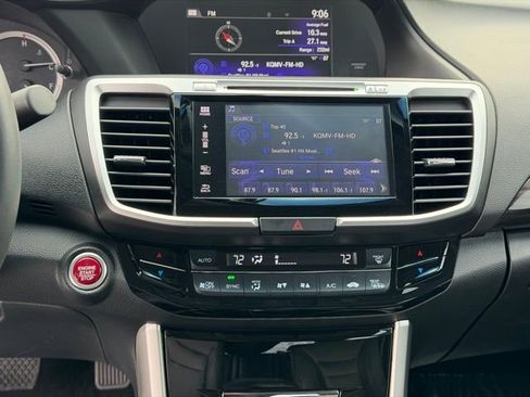 Certified 2017 Honda Accord EX-L image 19