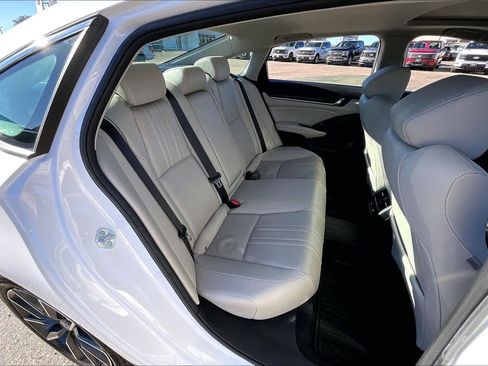 Used 2021 Honda Accord EX-L image 18