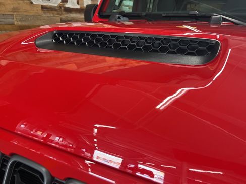 New 2026 Jeep Wrangler Unlimited Rubicon AWD/4WD image 10