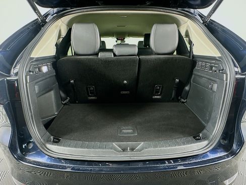 Used 2025 MAZDA CX-90 3.3 Turbo w/ Select Package AWD/4WD image 30