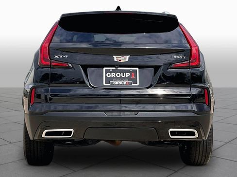 Used 2024 Cadillac XT4 Premium Luxury image 4