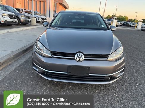 Used 2019 Volkswagen Golf S FWD image 5