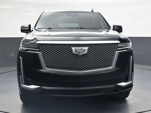 Used 2023 Cadillac Escalade ESV Premium Luxury w/ LPO, Radiant Package AWD/4WD image 11