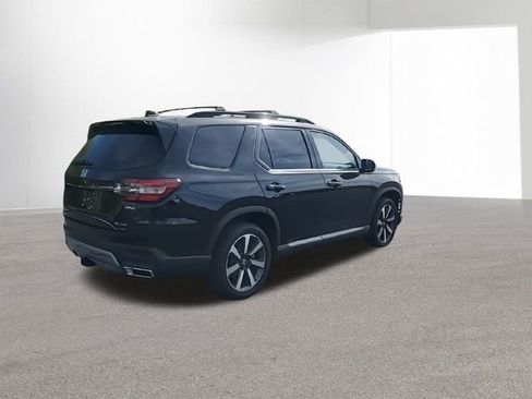 Used 2023 Honda Pilot Elite image 9