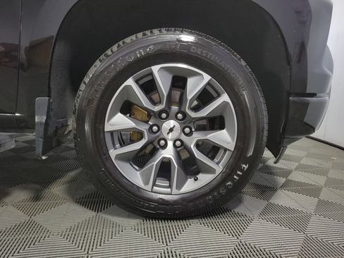 Used 2024 Chevrolet Silverado 1500 RST AWD/4WD image 12