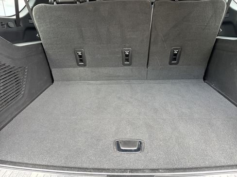 Used 2024 GMC Yukon XL Denali w/ Denali Reserve Package AWD/4WD image 37