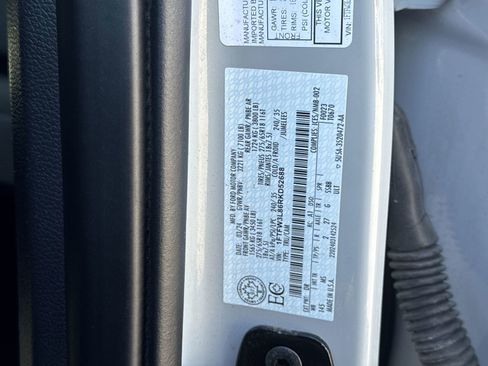 Used 2024 Ford F150 XLT image 34