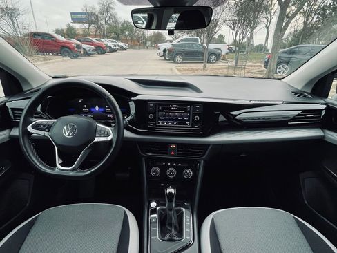 Used 2024 Volkswagen Taos S image 8