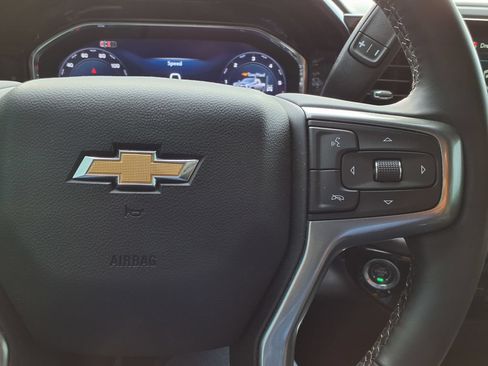 Used 2025 Chevrolet Silverado 2500 LT w/ Leather Package AWD/4WD image 28